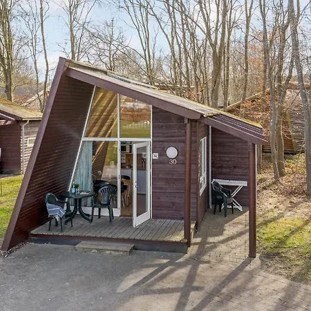 2 Bedroom Gorgeous In Feriehus