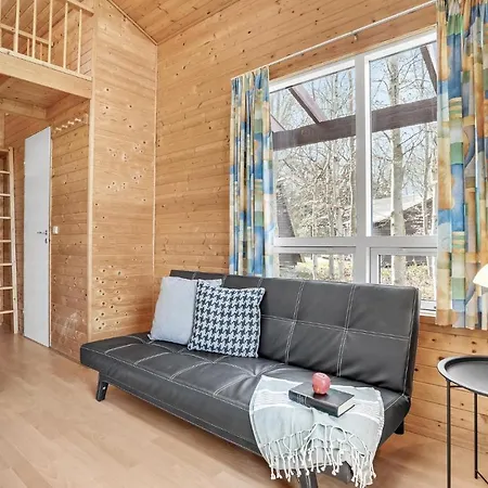 2 Bedroom Gorgeous In Feriehus